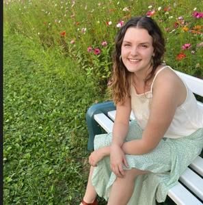 Meet your Posher, Delaney